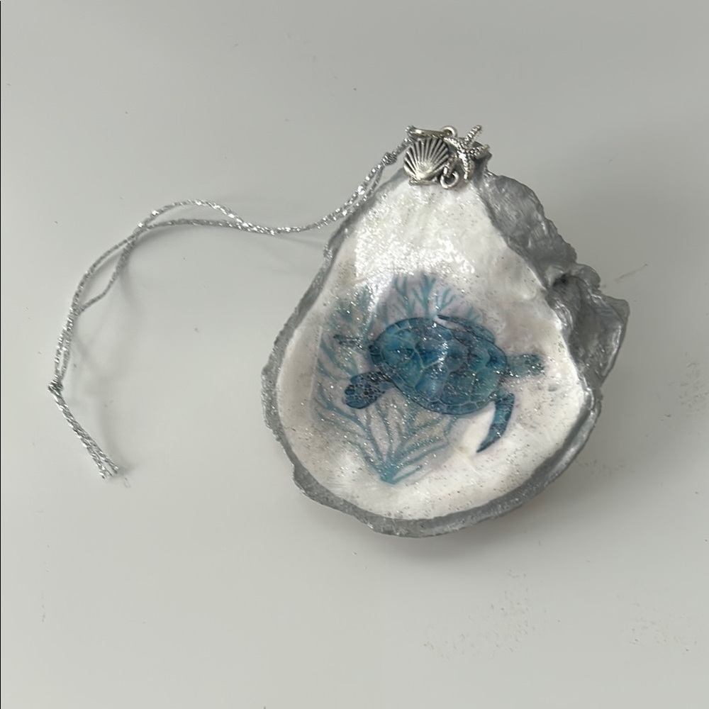 Decorative Oyster Shell Ornament with Blue Turtle Design